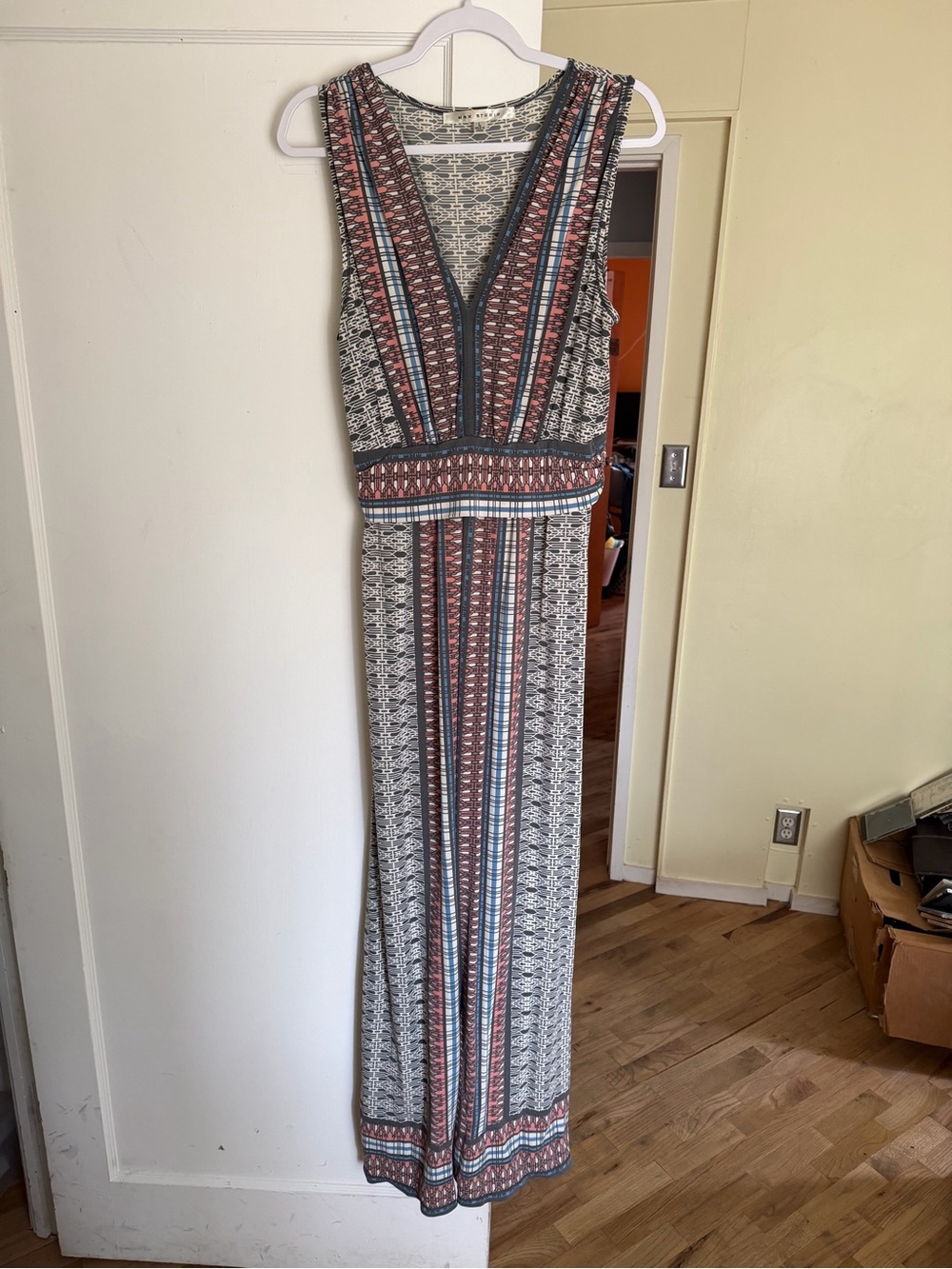 Max Studio Geometric Print maxi dress